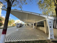 充电桩雨棚哪种寿命长