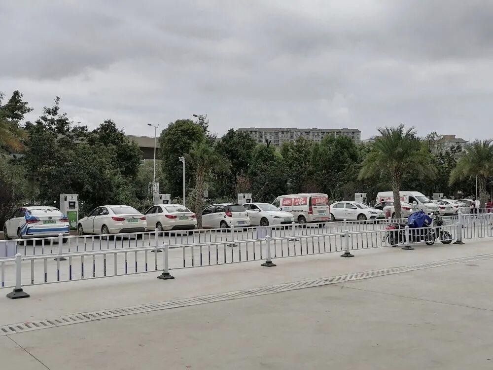 充电桩充电服务费定价策略